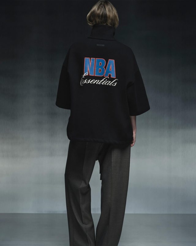 Fear Of God Essentials Hoodie The Perfect Balance of Comfort and Style